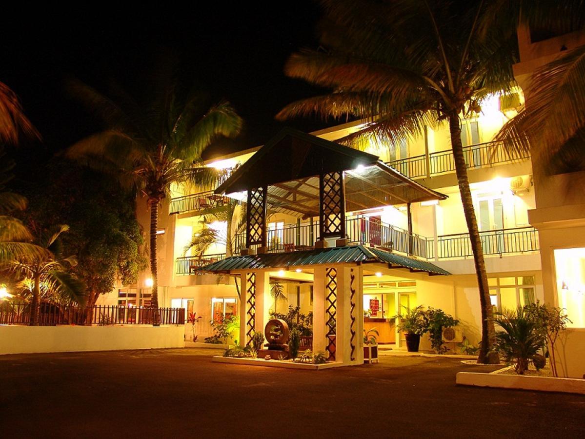 Dzama Hotel Grand-Baie Dış mekan fotoğraf