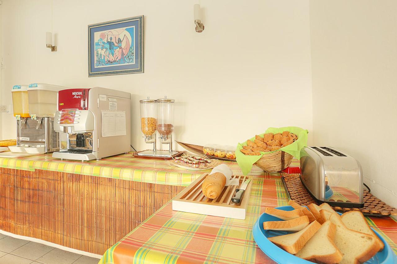 Dzama Hotel Grand-Baie Dış mekan fotoğraf